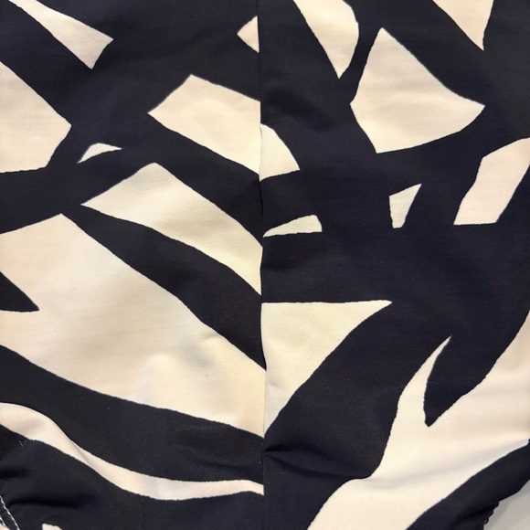 MAGICSUIT Halter Tummy Control Swimsuit - Black and Cream Zebra Print Size 10 - Picture 6 of 8